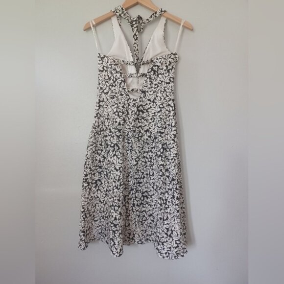 White House Black Market Women's Black and White Dress - Picture 2 of 8